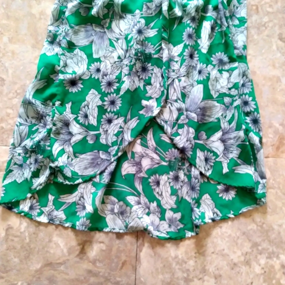 Japna Green Floral print faux wrap dress, size XS - Picture 6 of 10